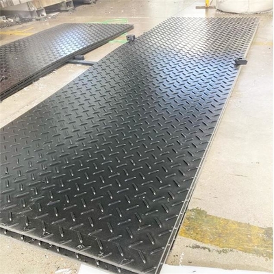 Black HDPE Temporary Roadways Ground Cover Road Mats For Heavy Duty Machinery