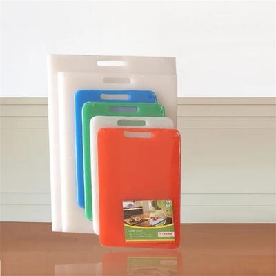 Multi color Rectangle HDPE Kitchen Chopping Block Plastic Cutting Board With Handle