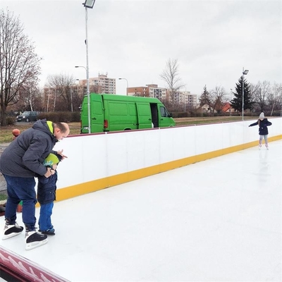 4x8Ft Commercial Wear Resisting Synthetic Ice Rink UHMWPE Ice Sheet For Family